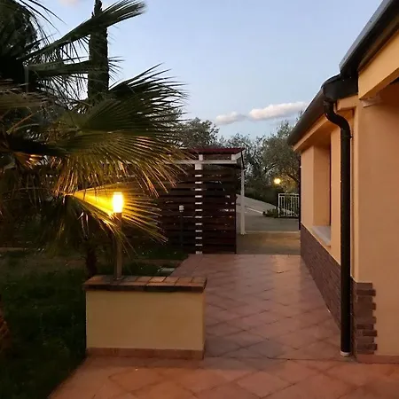 Casa Delle Palme Holiday home *